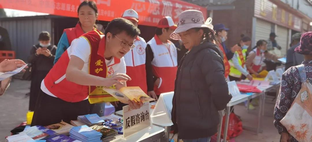 春风十里，不如在普洱学雷锋的你！