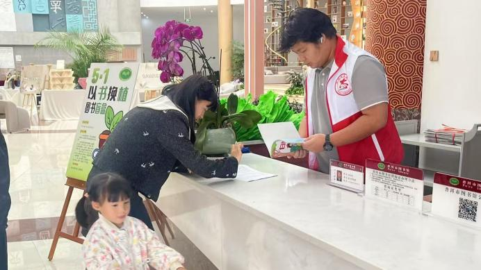 劳动践初心，志愿绽芳华——政法学院五一志愿服务绘就文明新图景