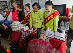 思茅区平原社区：多方联动送服务，享多元“志愿包”