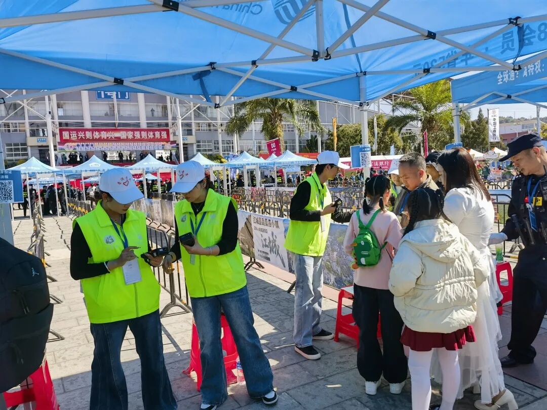 2100人次志愿者助力滇超联赛普洱赛区主场赛事圆满落幕